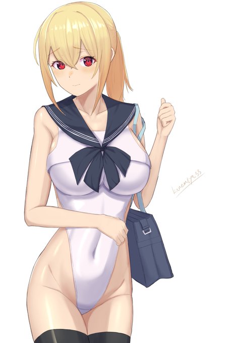 普段の学校が水着みたいな露出をしている金野ツキミです 