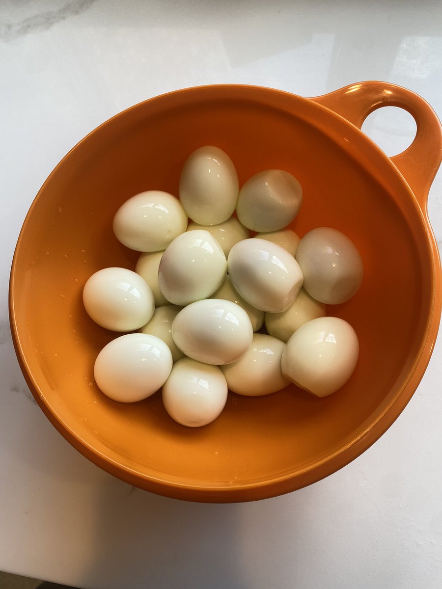 somecuck666's tweet photo. egg https://t.co/pc5jk1uQVM