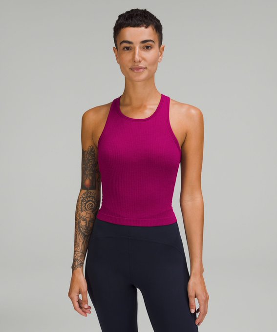 I just received a gift from The Shogun  via Throne Gifts: Ebb to Street Cropped Racerback Tank Top. Thank<a href="/tag/throne"class="tags"><span>#throne</span></a><a href="/tag/wishlist"class="tags"><span>#wishlist</span></a>