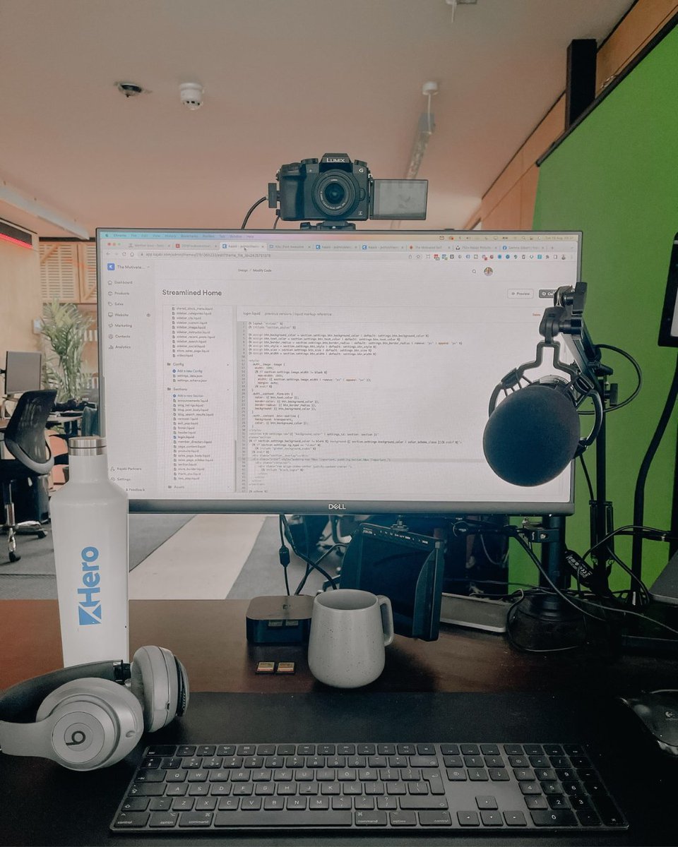 HodgesNet's tweet photo. POV: You work at HodgesNet but you work from all over π₯
Who's set-up are you vibing with the most?
#SMM #socialmediamanager #contentagency #kajabi #kajabihero #socialmediamarketing #contentmarketing #videoediting #webdevelopment #workinsocial #socialmediamemes https://t.co/ScClyR4PfS