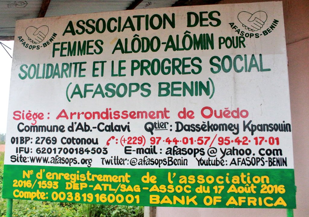 OxfamAuBenin's tweet photo. 🔵Etape 8️⃣ de la mission de suivi du projet #VLF229
La délégation de @DevCanada et @OxfamAuBenin a échangé ce jour avec les parties prenantes (élus locaux, OPJ,CPS) du projet "FEMME ENGAGÉE" mis en oeuvre par @afasops1 dans les communes de #Calavi #SoAva et #Toffo.
@wasexo https://t.co/h8bLlHlQEX