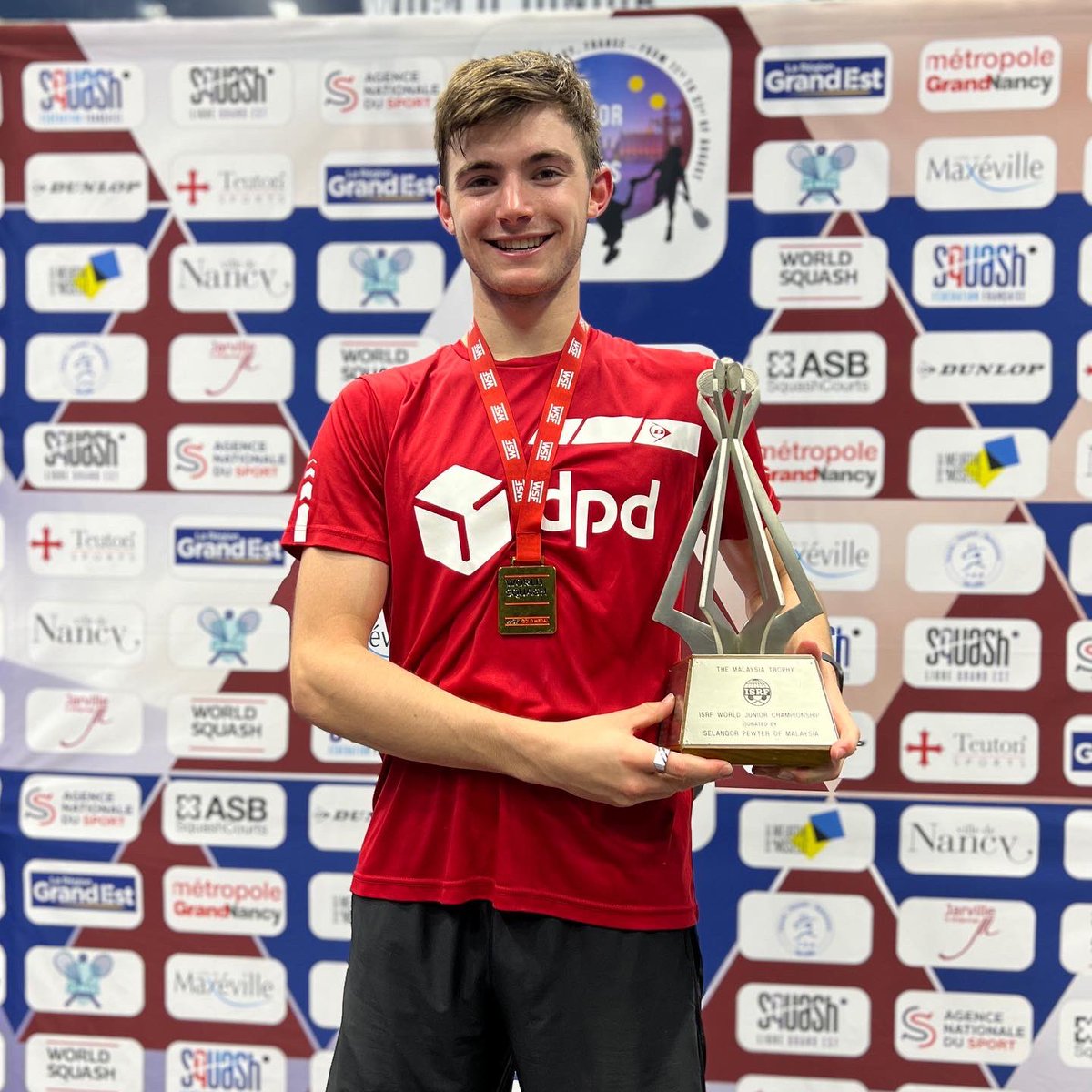 May we present you, your new WORLD JUNIOR CHAMPION Rowan Damming!🇳🇱🔥🦁🏆