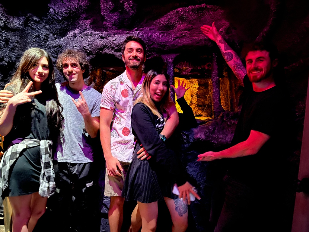 InfectedBandFL's tweet photo. It was a bit dark so it's a little tougher to see, but we completed a Pirate themed escape room!!

Have any of you ever experienced escape rooms? They're so intense and immersive! https://t.co/HHCjeOfBkw