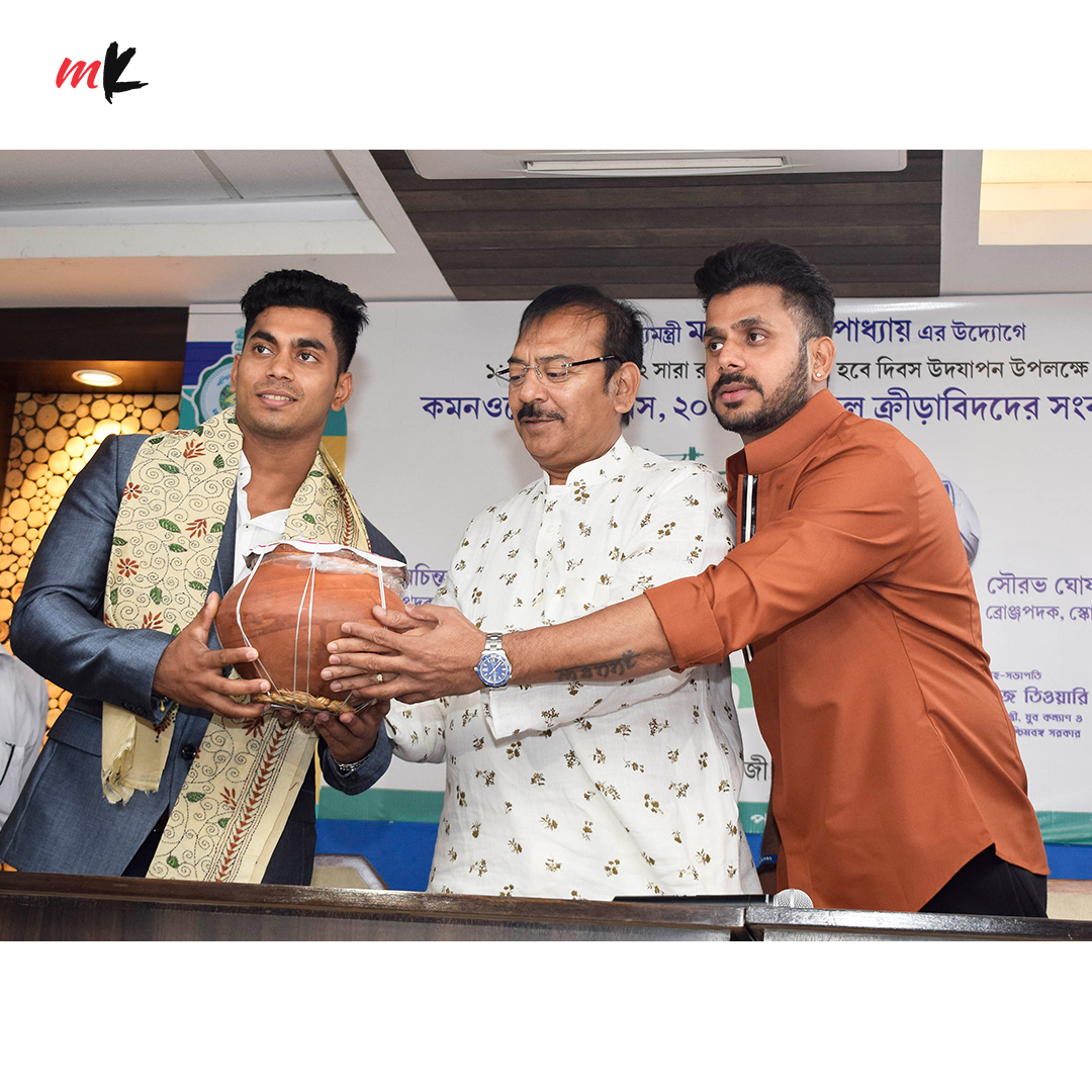 TT_My_Kolkata's tweet photo. A quick look at the day that was for Kolkata featuring @MamataOfficial, #AchintaSheuli, @mimichakraborty and more. 
#DurandCup #MimiChakraborty #Football #MamataBanerjee #Kolkata #MyKolkata #TheTelegraph   
https://t.co/nYhvoDzyqv https://t.co/m3NW27bQwB