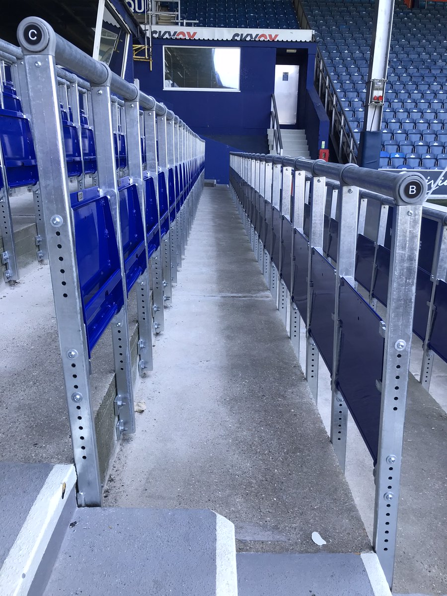 SafeStandingRS's tweet photo. Fans in the rail seat area at QPR tonight will enjoy more space than fans in any other area of licensed standing in England or Wales.

#Properrailseats #QPR https://t.co/8EQrCvSmxd