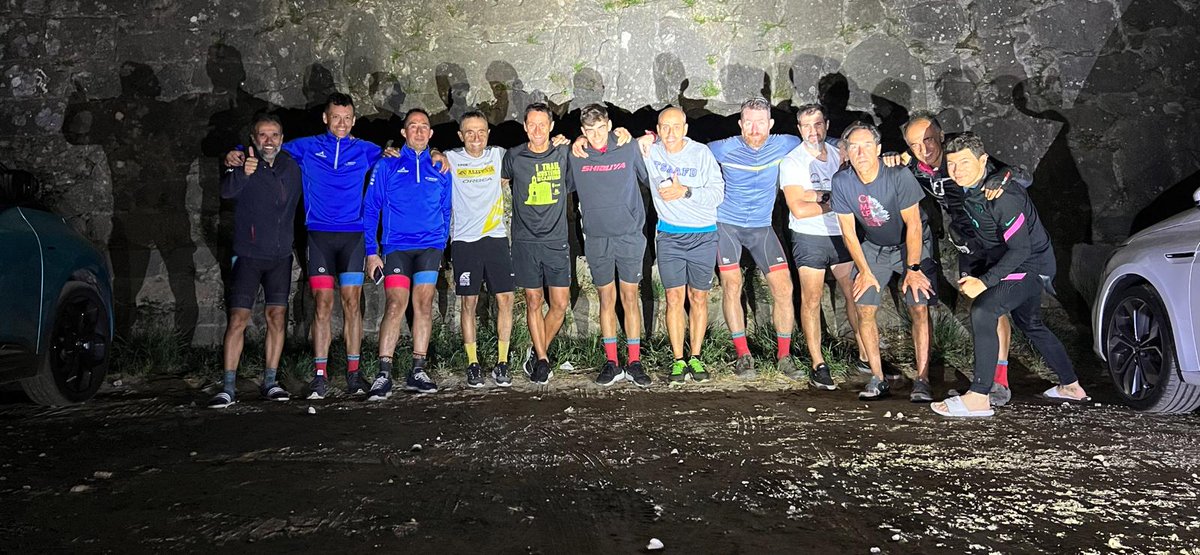 TuriCarril's tweet photo. Esta es la cara que se nos quedó tras más de 180 Km de MTB con 0 problemas y muchísimo buen rollo. 
La bici te da vida. 
#AlifunsaTeam #AlifunsaMtb #Alifunsa #MideporteEnTVE #MideporteEnTdpClub #btt #mtb #ciclismo #OrbeaOiz #weareVector #Esigrips #MyOrbea #Orbea https://t.co/wA1BNbFz7O