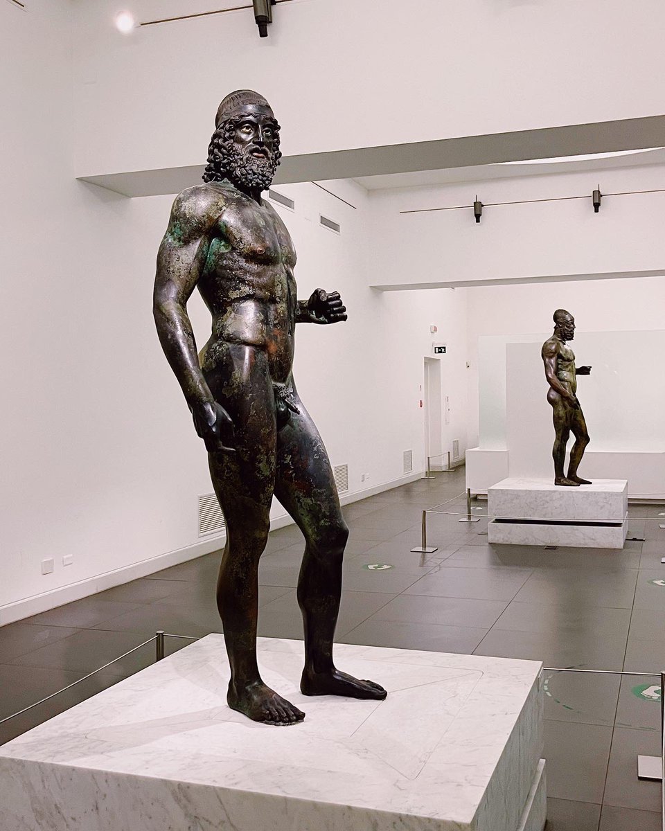 #bronzi50 

Siamo andati di persona a fare gli auguri ai nostri eroi, i #bronzidiriace, per il loro cinquantesimo anniversario dal ritrovamento.

16 agosto 1972 / 16 agosto 2022

📸 <a href="/borzac/">Salvatore Borzacchiello</a> 

<a href="/MiC_Italia/">Ministero della Cultura</a> <a href="/MusArcheoRC/">Museo ArcheologicoRC</a> <a href="/igersItalia/">IgersItalia®</a>