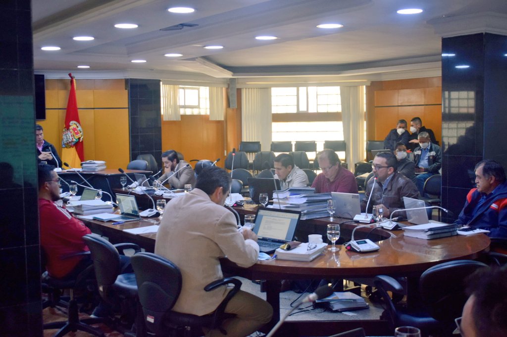 RoqueOrdonezEc's tweet photo. En Sesión Extraordinaria  del Concejo Cantonal, se aprobó la disposición quinta de la Ordenanza de #PDOT y #PUGS  en la que se busca organizar una zona de tolerancia a través de una consultoría. Es importante la participación de toda la ciudadanía como veedores de este proceso. https://t.co/TWwIPvNfk9