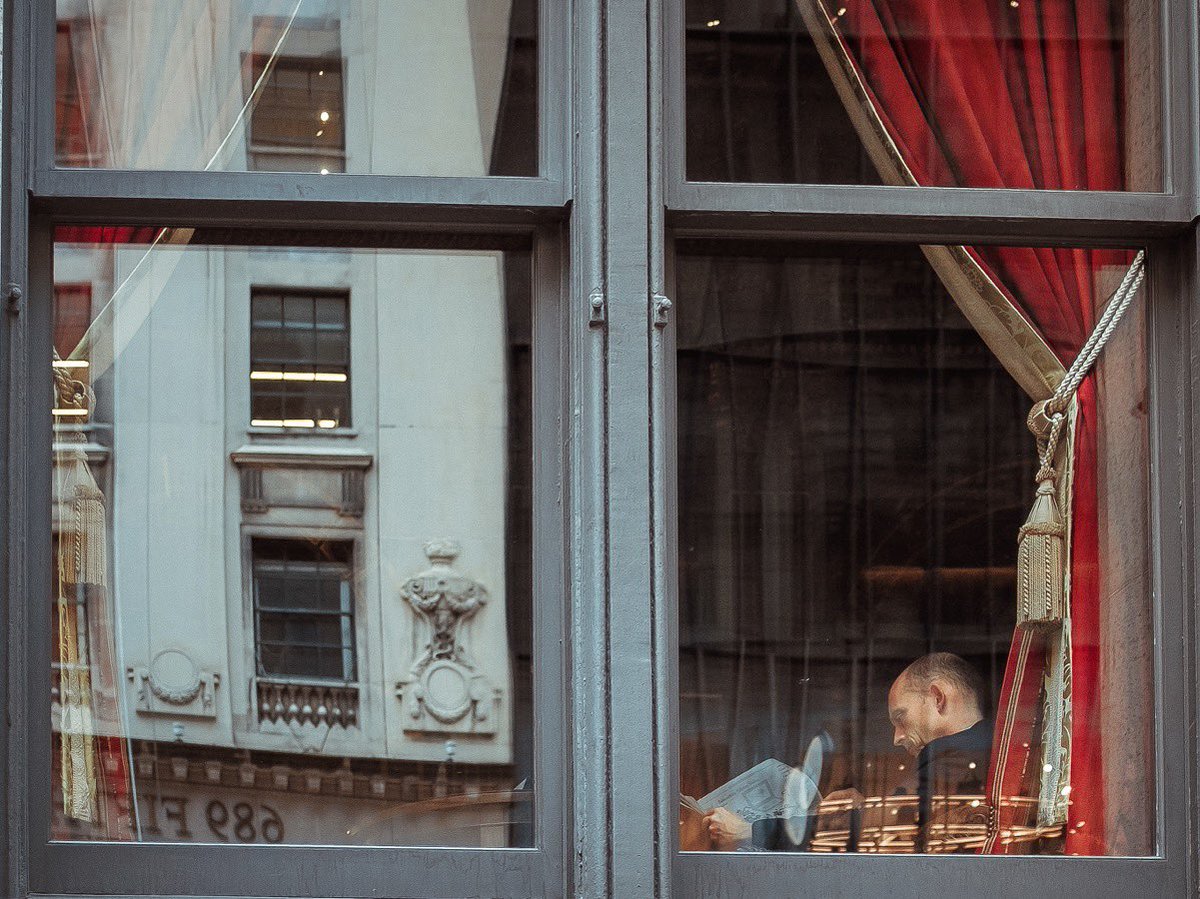 monaris's tweet photo. Daily life in NYC. https://t.co/XLmyZ8JB74