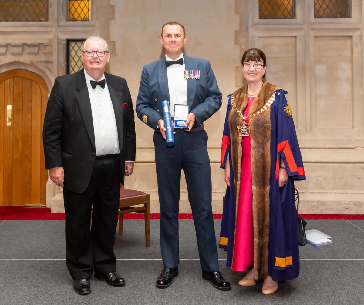 StnCdrHonington's tweet photo. Congratulations to WO Ian Danks of @RAFHonington Arm Eng Flt, rightly awarded best Non-Commissioned Engineer in the RAF 2022 for his ground breaking initiative to service ASRAAM missiles saving £Ms and also open the way for AS2s to be assigned here. Brilliant work - top bloke!!👍 https://t.co/zOABHpPidi