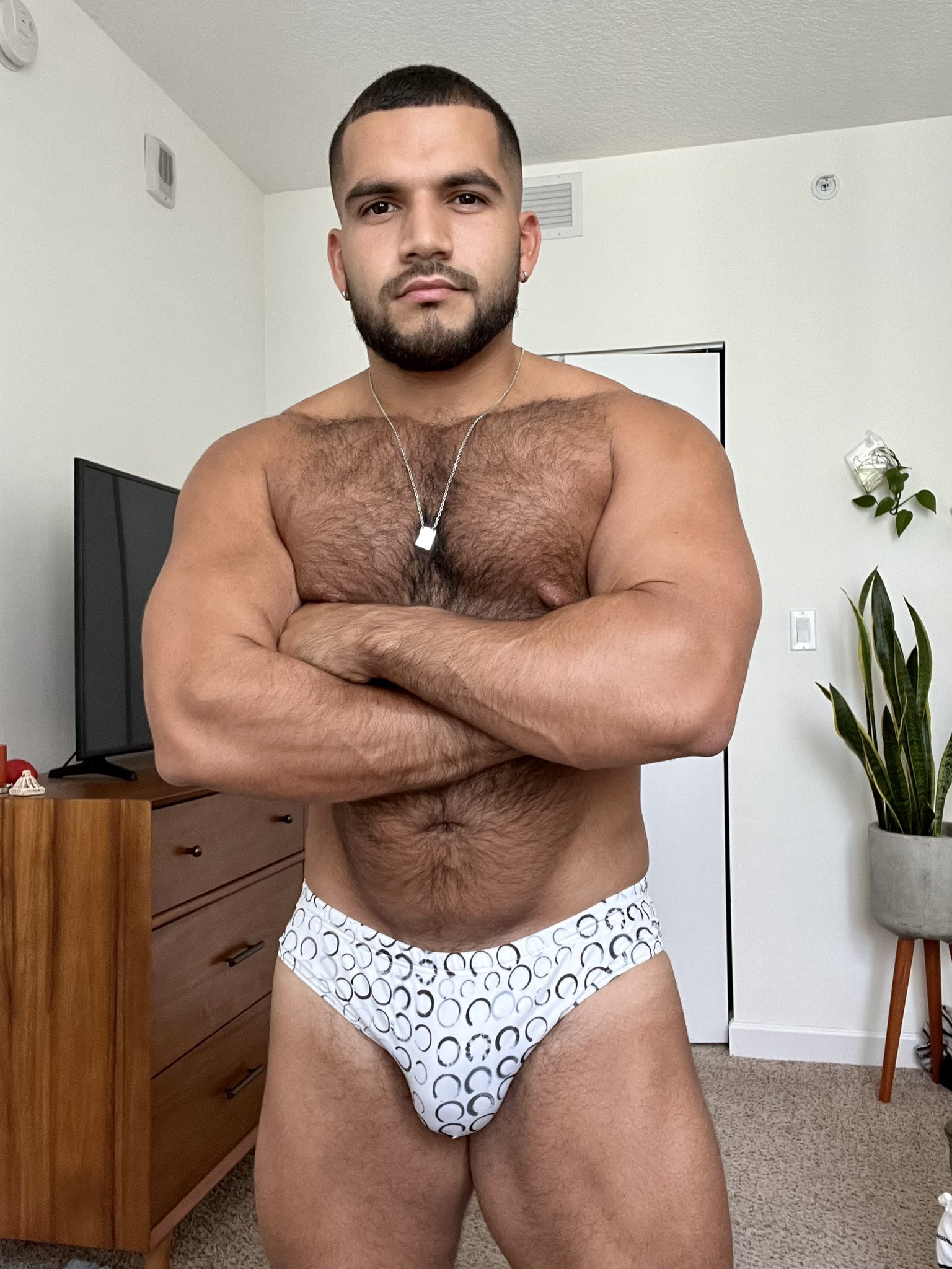 🐻🍍 @SHOPjjmalibu https://t.co/4pGg4TstVT