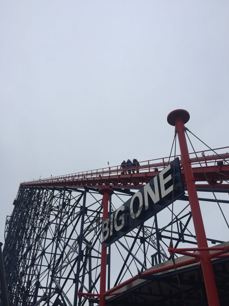 ScottFaisFun's tweet photo. Happy #NationalRollerCoasterDay to you @AndyHygate-the best tour guide up The Big One-in the UK at @Pleasure_Beach! #IAAPALovesCoasters https://t.co/poSnLAawrR