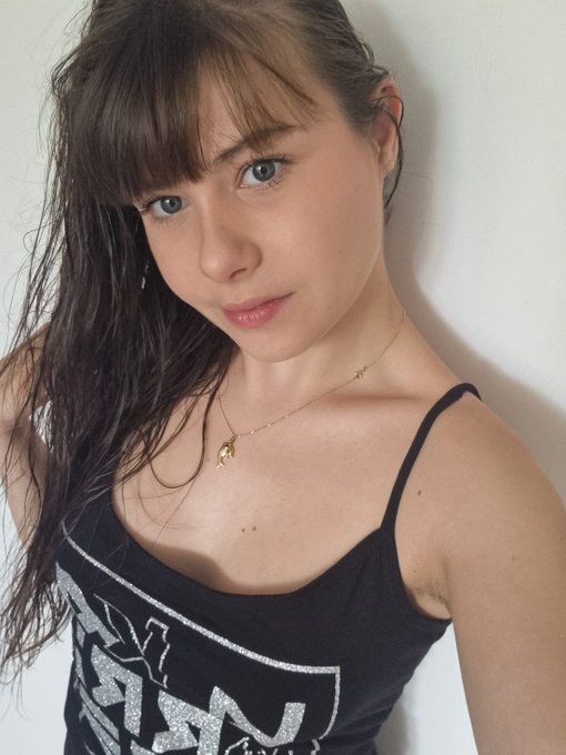 Alors avez vous passez une bonne journ&eacute;e les amours? 😘😘 ⬇️⬇️⬇️⬇️⬇️⬇️⬇️⬇️⬇️⬇️⬇️  https://t.co/6ah3NFob4x  https://t<a href="/tag/mvsales"class="tags"><span>#mvsales</span></a>