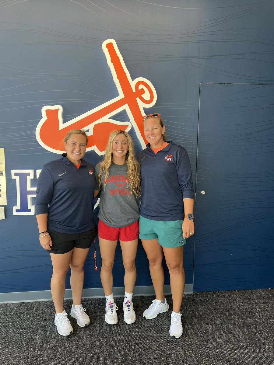 After an amazing day on campus I am so blessed to have received an offer to continue my academic and athletic career at Hope College!  Thank you Coach Britt and Coach Daugherty for this opportunity!! @CoachHarvHopeSB <a href="/CoachD_HopeSB/">Coach Daugherty</a> <a href="/HopeCollegeSB/">Hope Softball</a> <a href="/BoltsCarson/">Michigan Bolts - Carson</a> <a href="/MuthVarsity/">Frankenmuth Varsity Softball</a>