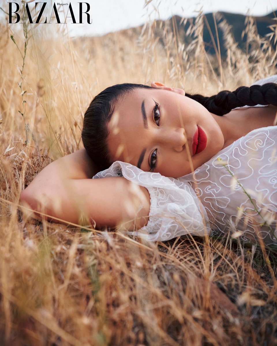 .<a href="/maiphammy/">Mai</a> graces the cover of Harper’s Bazaar Vietnam Resort 2023 issue! bit.ly/3QvqFTl