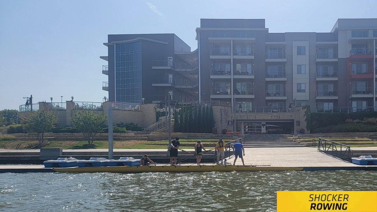 WSUCrew's tweet photo. Getting some great water time in with the athletes who are already in town for the Fall. https://t.co/ANkblyWZP5