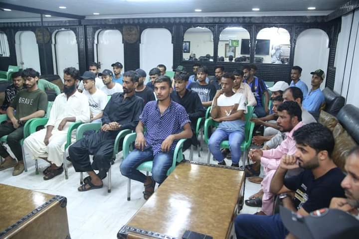 چیئرمین پاک سرزمین پارٹی سید مصطفی کمال* سے لیاری سنگولین سے تعلق رکھنے والے نوجوانوں کی ملاقات اور PSP میں شمولیت کا اعلان کیا
#JoinPSP