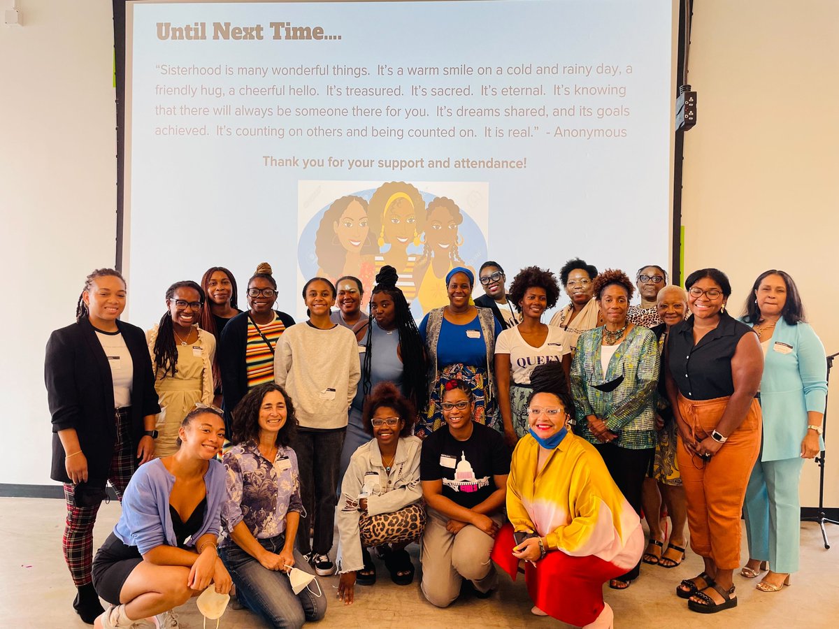 SNFAgora's tweet photo. SNF Agora Visiting Fellow Ashley Daniels organized a Scholar/Academic Forum with @blackgirlsvote's research network on 8/12 at @FastForward_U. The participants discussed ways to uplift the voices, experiences, and work of Black women in the democratic process. https://t.co/HpcKxz5WlH