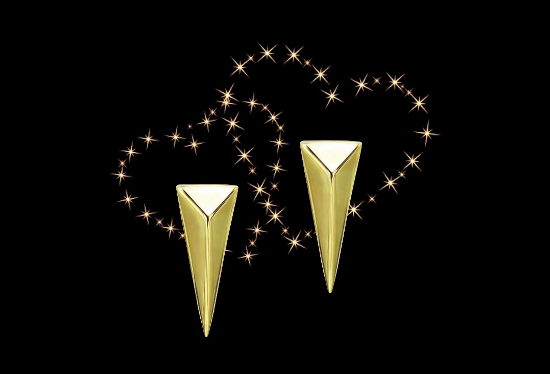 itsSaulGoodman's tweet image. Follow and Retweet for a chance at a pair of Kim Wexler earrings!