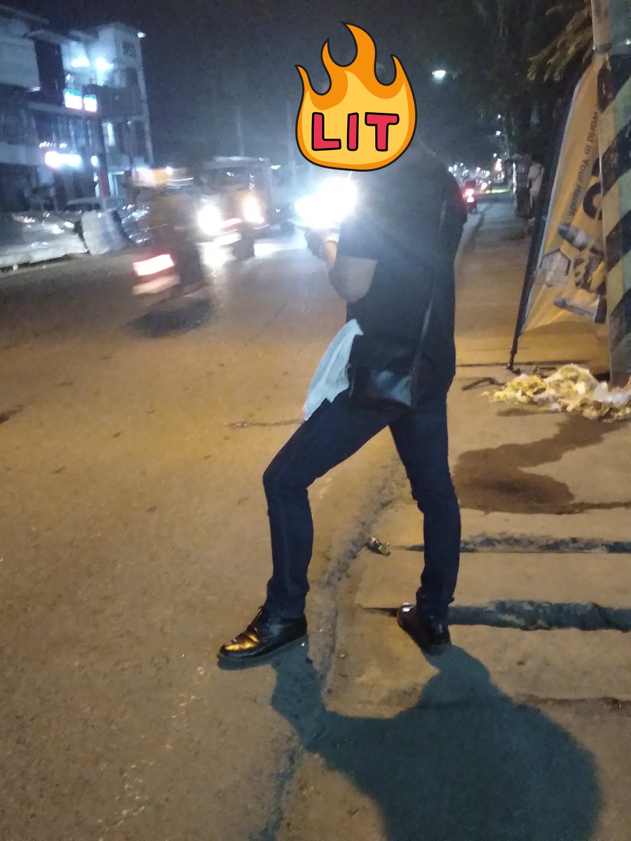 ElyuMasajero007's tweet photo. Bus stop muna tayo here @ Agoo 
after 12000 years may bus n pa Sfc 
thanks sa paghatid at pag acompany mo Sir #alterEngr... 
nice finally meeting you Sir Papz... 

#alterElyu007 https://t.co/6EmIeUrDDu