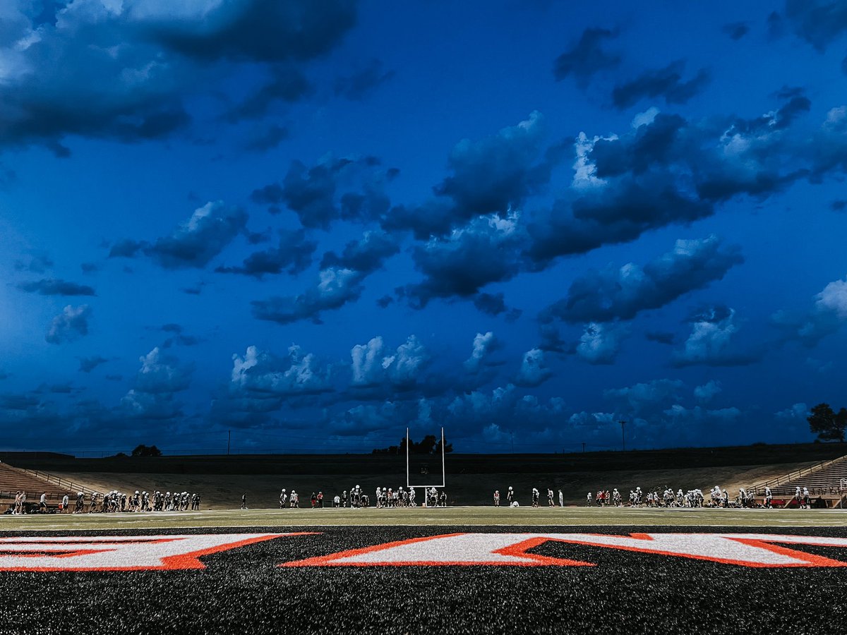 nwosufootball's tweet photo. WHAT A GREAT MORNING DOWN IN THE VALLEY. FIRST 5 AM PRACTICE = SUCCESS ✅‼️#RRR https://t.co/WbkaKscK0C