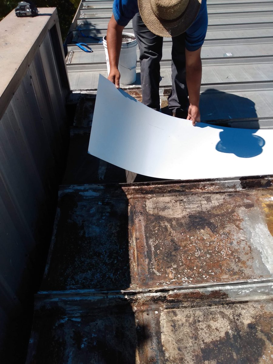 BestChoiceRoof2's tweet photo. Metal Roof Restoration happened in Bloomington last week! #conklinroofing

Learn more here: 
👉https://t.co/kwTkMlGyw5

#conklin #conklinroofs #metalroofrestoration #metalroof #metalroofs #bloomington #commercialroof #commercialroofing #illinoisbusiness #illinoisbusinessowner https://t.co/L05nk8G41R