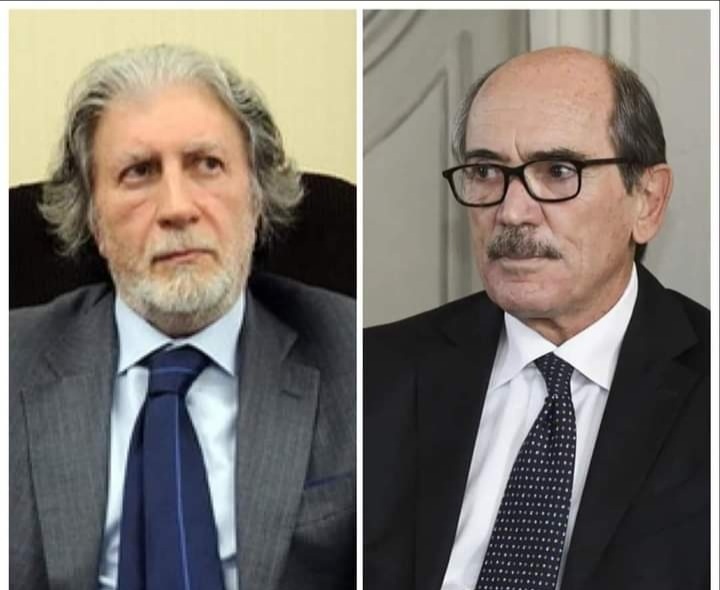 DavideR46325615's tweet photo. È ufficiale: L'ex Procuratore Nazionale Antimafia e Antiterrorismo Federico Cafiero De Raho e l'ex Procuratore Generale di Palermo Roberto Scarpinato saranno candidati in Parlamento con il M5S.
Sono 2 nomi di altissimo profilo e va dato a Conte il grande merito di questa scelta. https://t.co/dazKAqmmjj