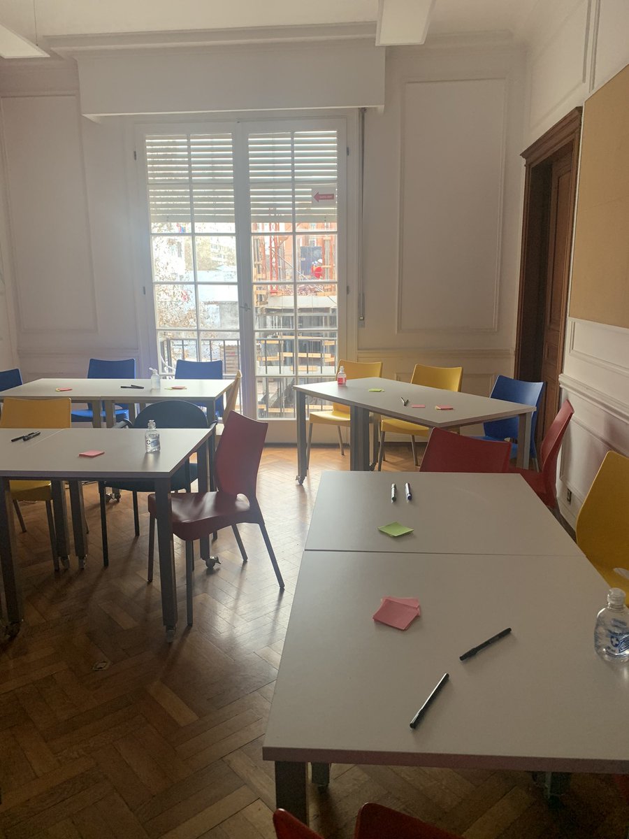 QuanamCorp's tweet photo. Por comenzar el desayuno “ La revolución digital para CFOs” facilitado por @ArielCarambulaC y @CoteloHector https://t.co/1AVfDd1A7u