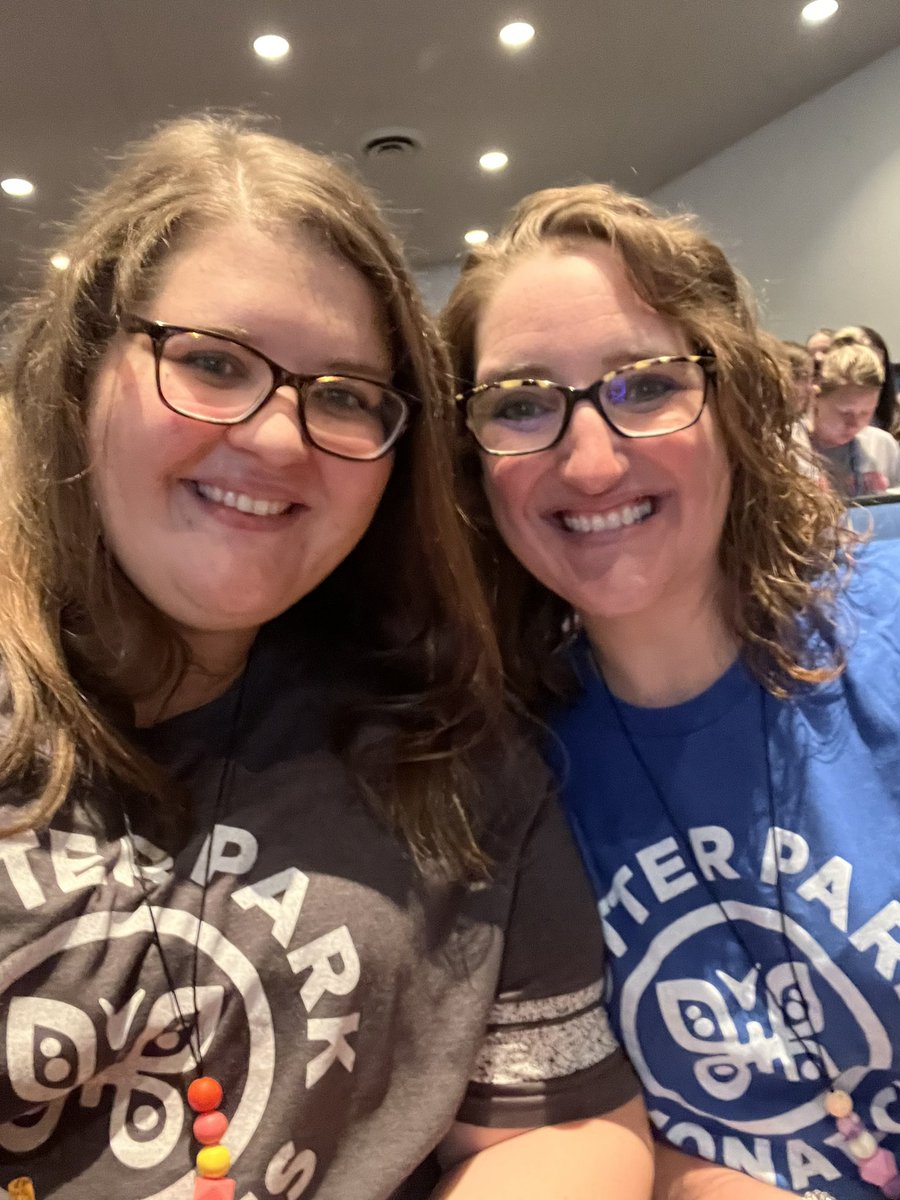 jessgroff's tweet photo. @SutterMonarchs #Year13 #ItsWorthIt #WeLoveWorthingtonSchools @wcsdistrict https://t.co/cBWWQHZmJl