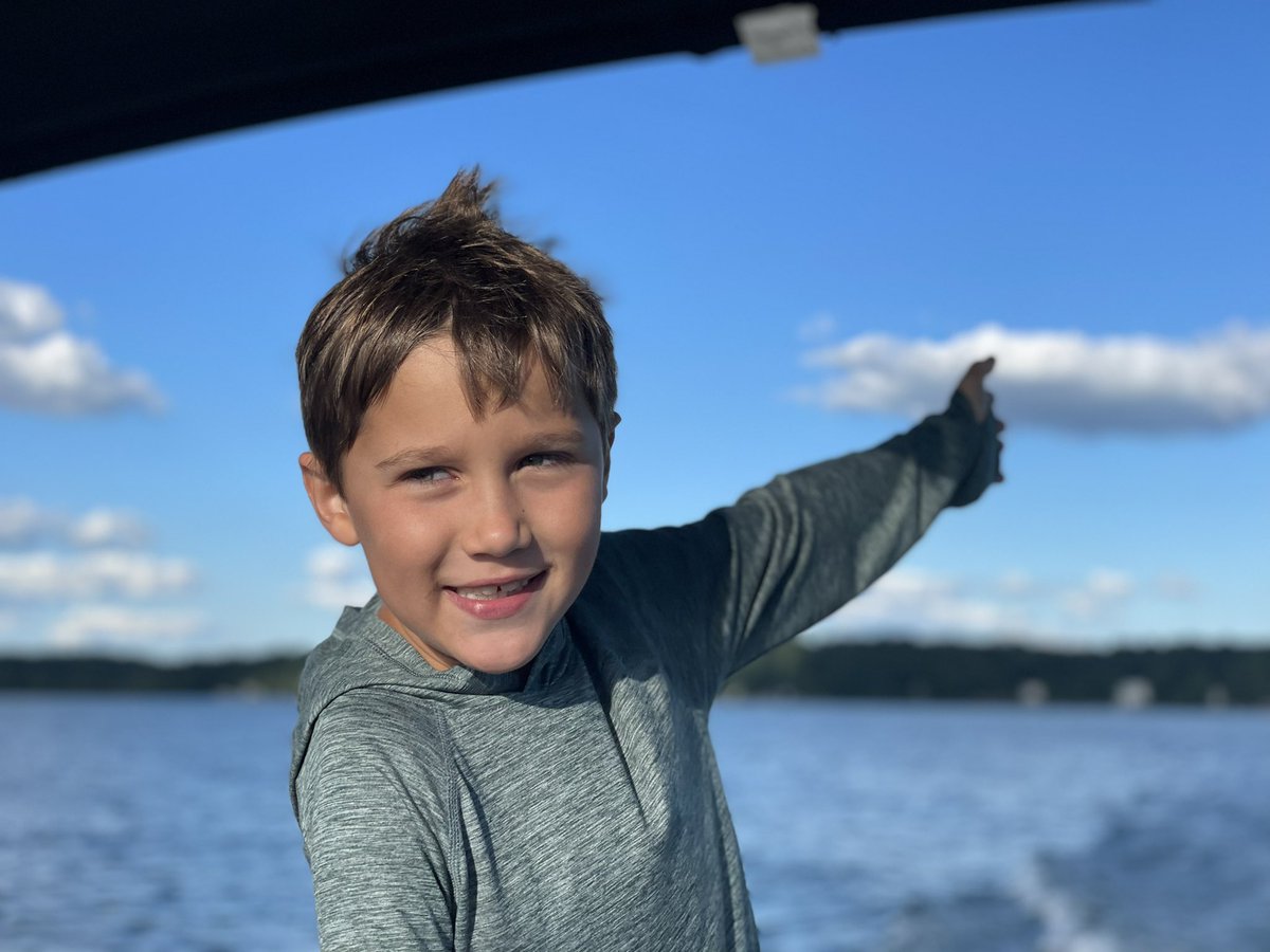 danceonhuff's tweet photo. Ended the summer on the Lake. #lakelife https://t.co/TLC99DZSu9