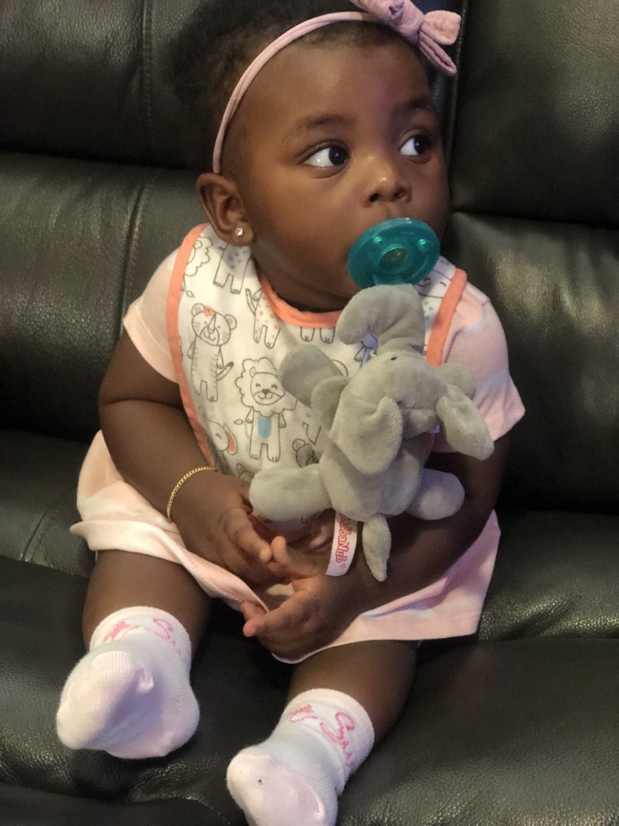 BDiggslewis's tweet photo. I wanna wish my grand baby a happy first bday mission you like crazy https://t.co/wPwLBjV8PQ