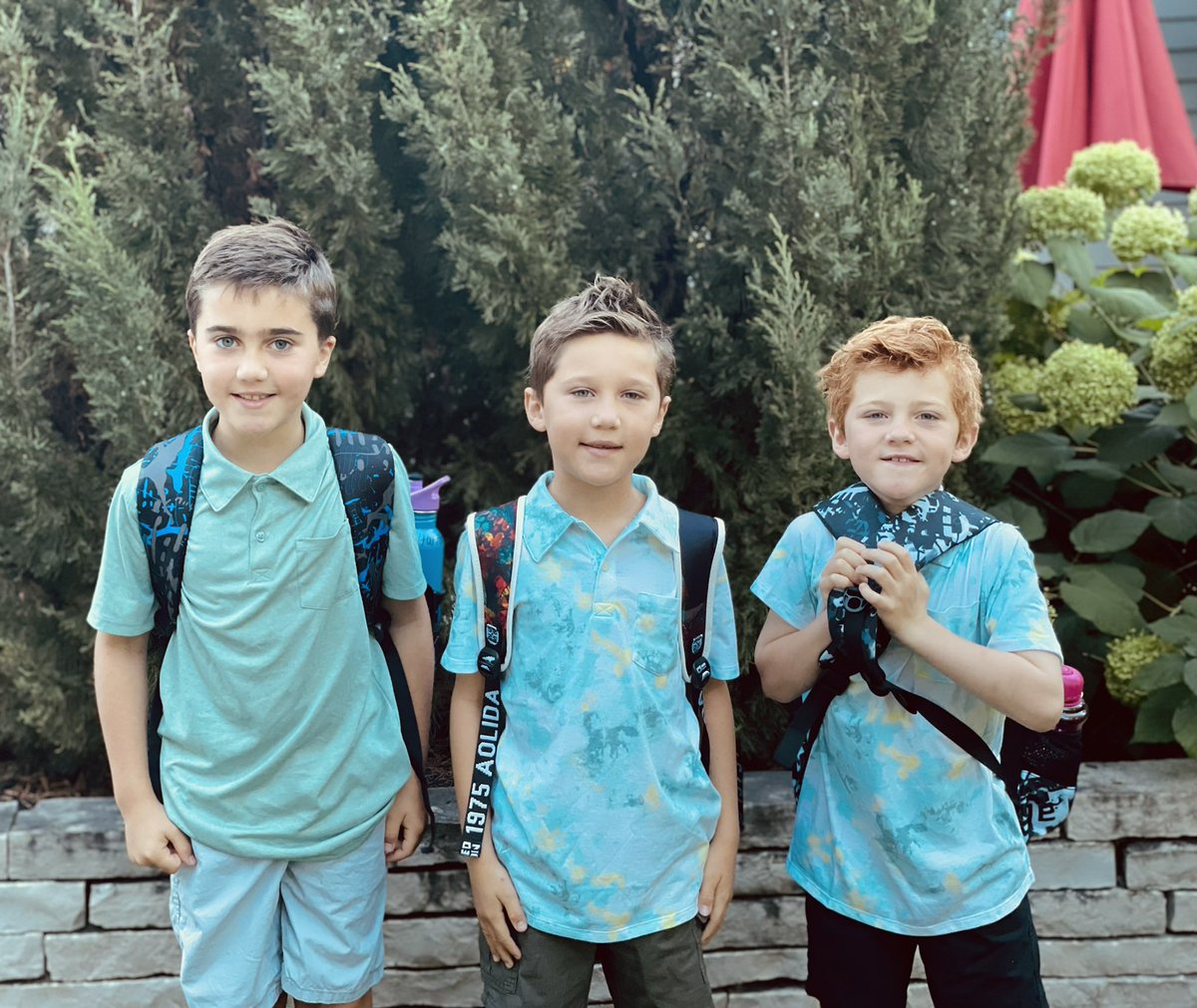 danceonhuff's tweet photo. Summer is officially over and 4th and 2th grade begins. https://t.co/rvKcJz6gVy