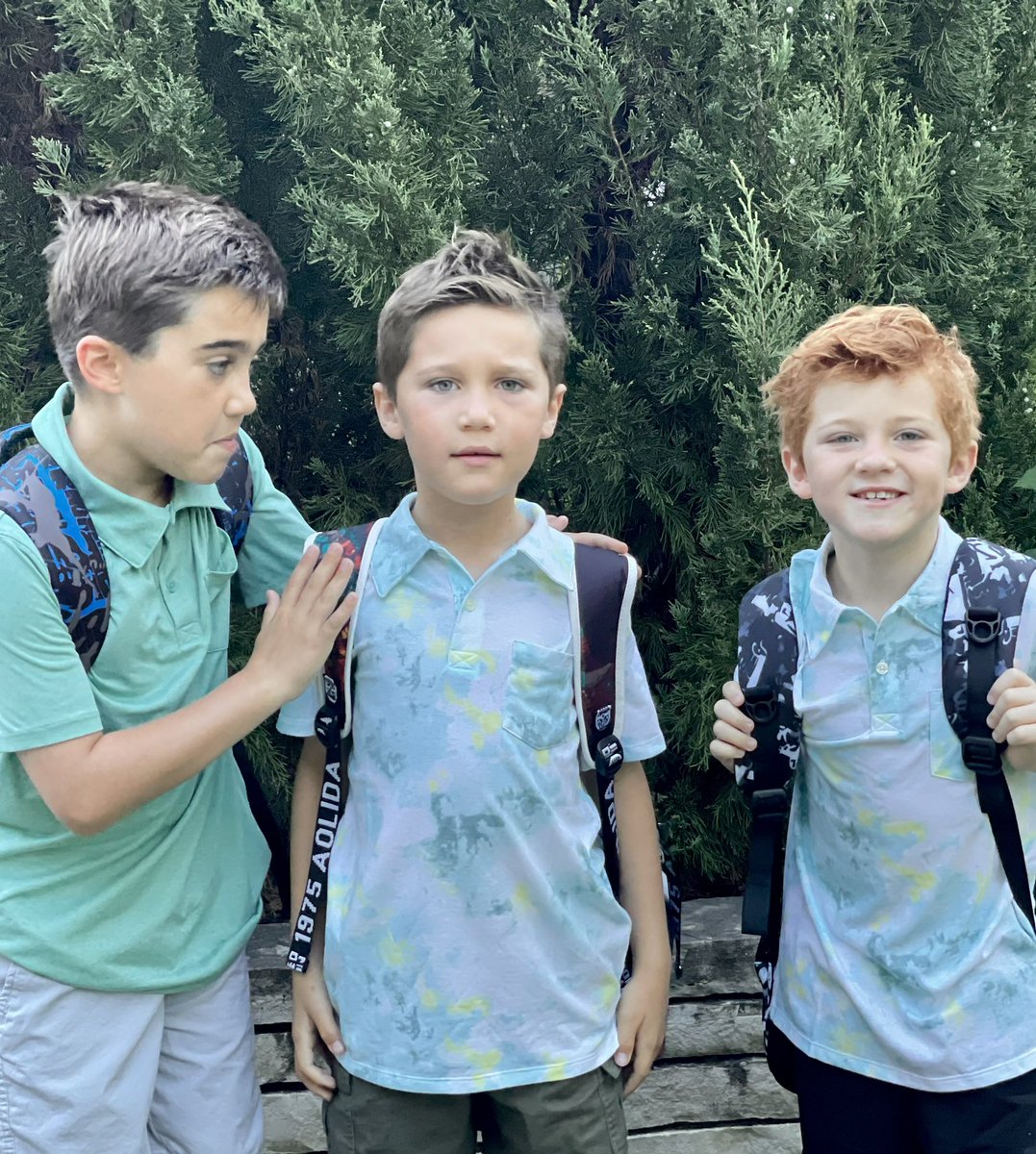danceonhuff's tweet photo. Summer is officially over and 4th and 2th grade begins. https://t.co/rvKcJz6gVy