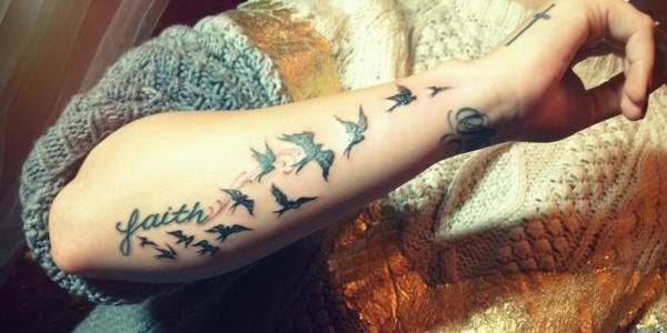 easythiddles's tweet photo. 21) são tantas tatuagens que eu nem sei mais, mas essas são algumas que eu gosto - @portallovato
#31DaysWithDemi https://t.co/m9devONrBi