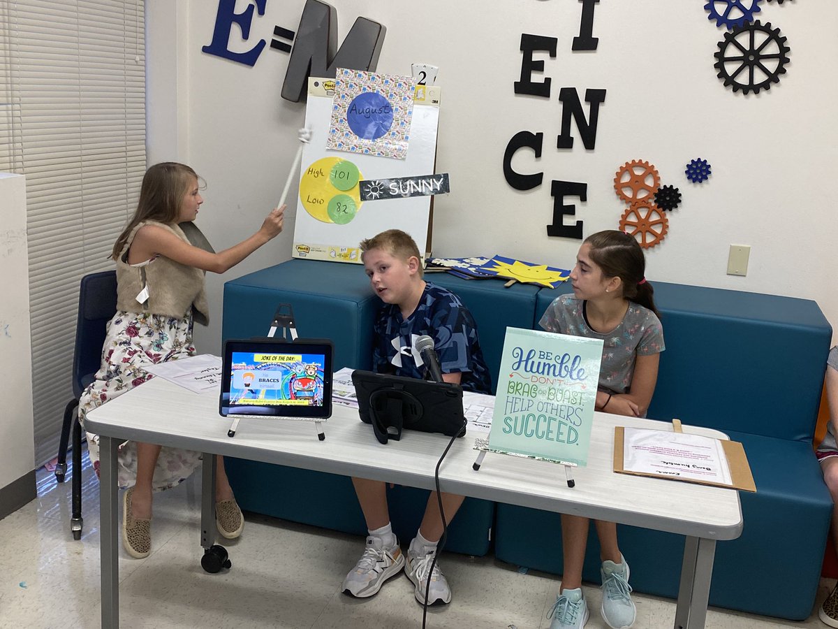 EmmettMichele's tweet photo. KKIDS news crew! Great job reporting our news! #connection #donaldes https://t.co/1k3cs7m7cH