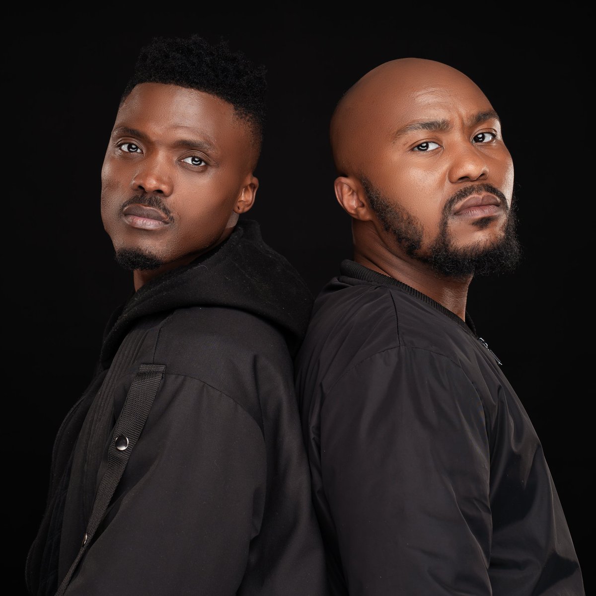 nhlonipho_lihle's tweet photo. We make music that heals people🤞🏿
#Journeytoinfinity #sizobambana https://t.co/2kUAzoz5UR