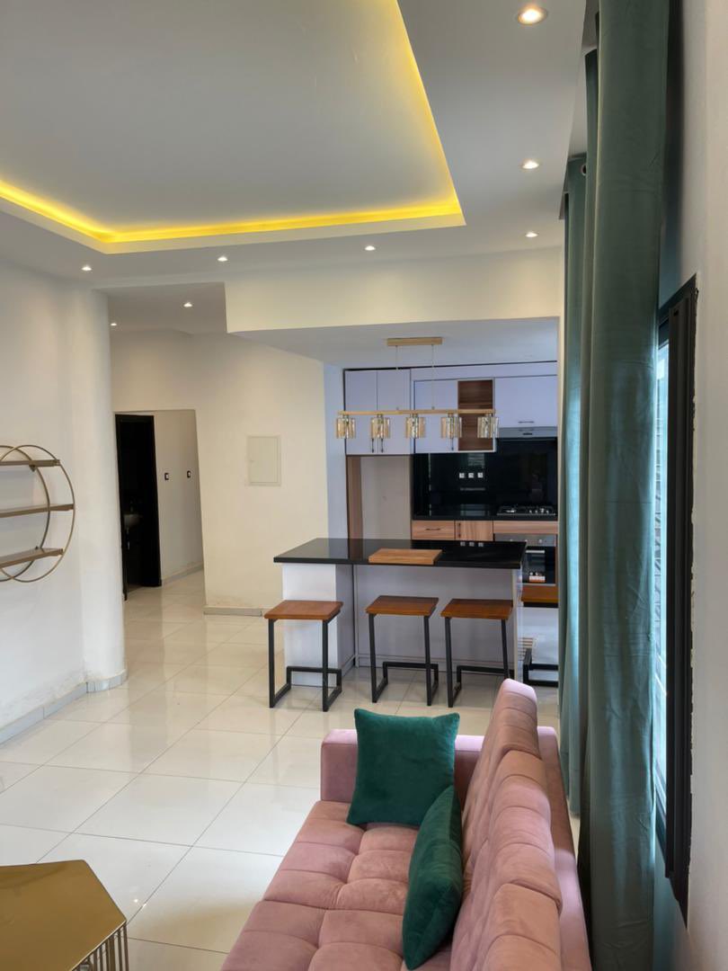 One_Immobilier's tweet photo. #douala ~ #logpom
Appart et Studio meublés à Logpom
02 Chambres
01 Salon
02 Douches
02 Balcons
01 Cuisine
Forage
Vigile
Salle de sport 🏋️♀️
Appart: 50.000 f
Studio: 30.000 f
Infos :
699455517 / 694101290
#Immobilierdeluxe237 #oneimmobiliergroup #influenceurimmobilier https://t.co/jfAdPgn5Xl