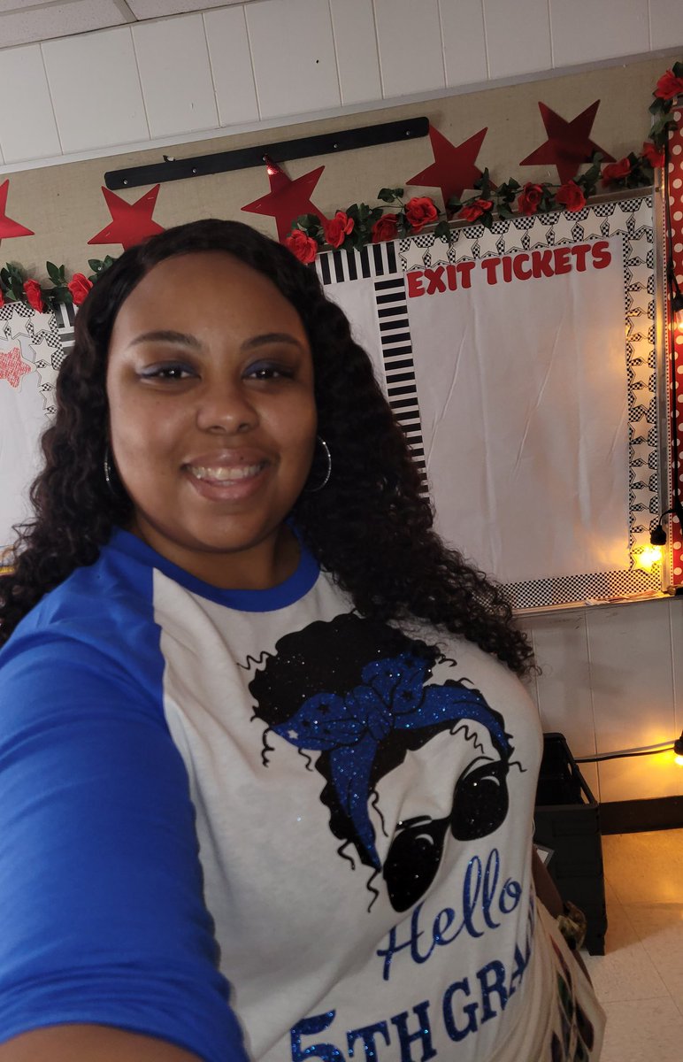 Melanie Jenkins (@uhdt2007) on Twitter photo Happy Tuesday #teachertwitter!  I think I'm getting pretty good at this shirt making thing!  I can't wait to make tees for my GT Science Club kiddos 🤗 Happy Tuesday #teachertwitter!  I think I'm getting pretty good at this shirt making thing!  I can't wait to make tees for my GT Science Club kiddos 🤗
