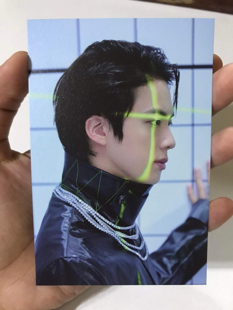 hanYBer605's tweet photo. Wts lfb : Ph 
⠀⠀
Jin Compact Postcard
₱ 200 payo 

 ▪️condi: 10/10
 ▪️mop : gcash

💌dm me if interested :))
                            
 🏷️ wts ph bts ph rm jin seokjin suga jhope jm taehyung jungkook https://t.co/sxqzz2mFKL