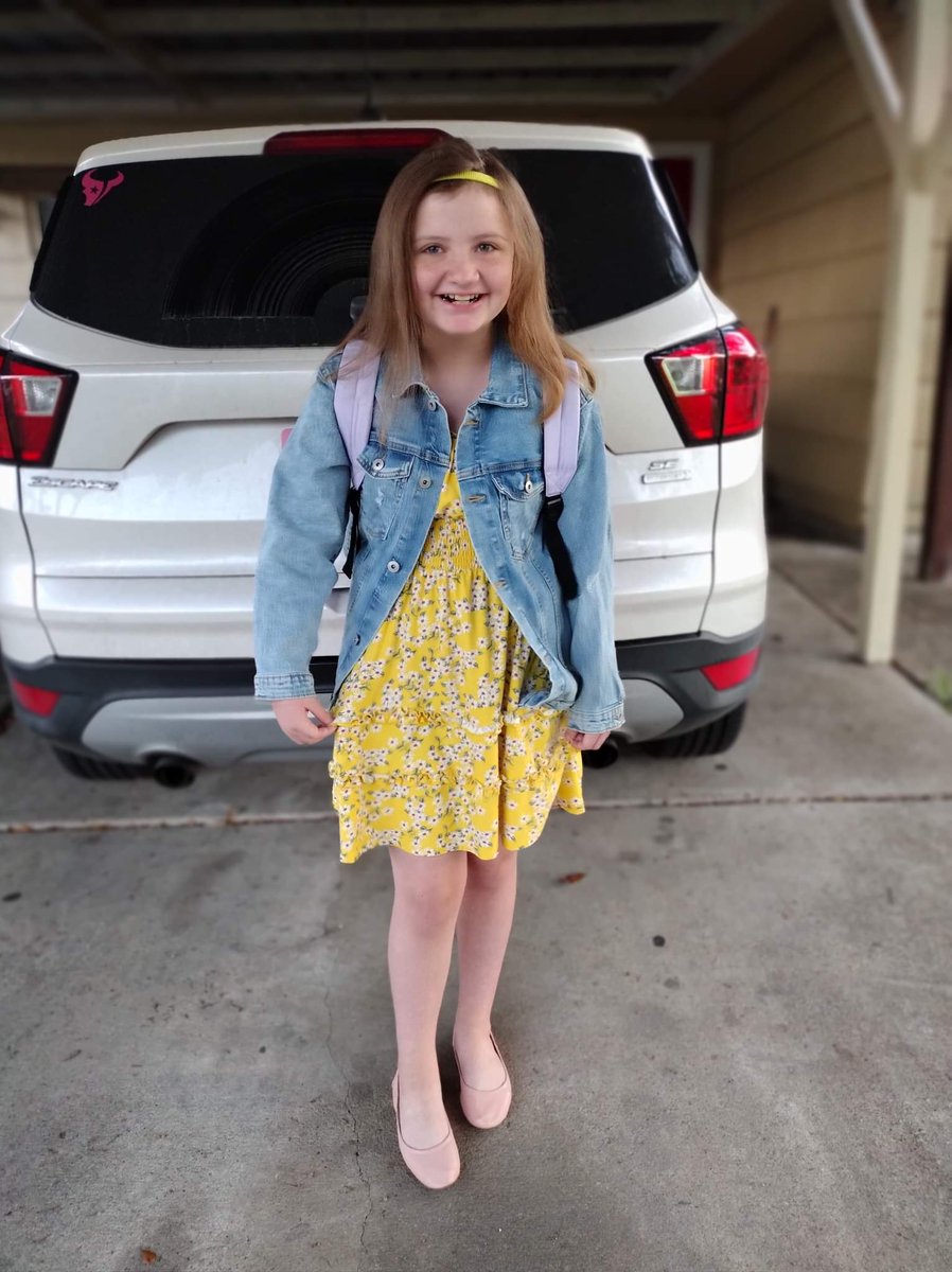 caharris61's tweet photo. My Gabbybear's first day of school at her new school #thirdgradersROCK #LOVEYOUTOTHEMOONANDBACK
Nanabear is very proud of her Gabbybear I know she will have an amazing year this year ❤️ https://t.co/qT3VUlAP7h