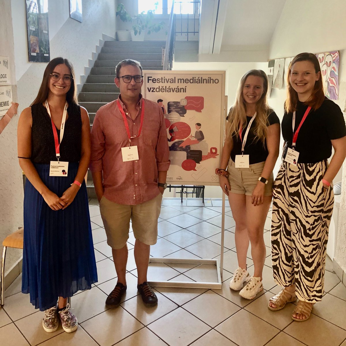 zvolsiinfo's tweet photo. Festival mediálního vzdělávání na @zatlanka.
Od dnešního dne až do 18.8. Zítra máme druhý workshop od 9h a ještě jsou místa! 

Více na odkaze, kde se můžete i přihlásit: https://t.co/o43SW5Jrzm. Budeme se těšit. Přijďte se ještě před začátkem školního roku dozvědět něco nového.🧑‍🏫 https://t.co/lotTPqJpMr