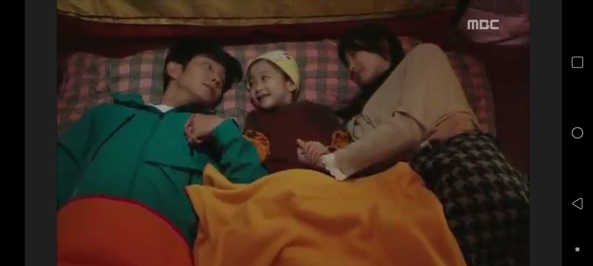CodNumb9's tweet photo. Amei acompanhar #TwoWeeks junto com o #1EpisódioPorDia e @PortalJoonGiBR e viver a adrenalina da corrida de Taesan contra o tempo. O mais lindo do drama é o amor de pai e mãe pra salvar sua filha. Além do #LeeJoonGi o destaque foi #LeeChaeMi como a adorável Soojin.❤️ https://t.co/LsnKAJ2u8t