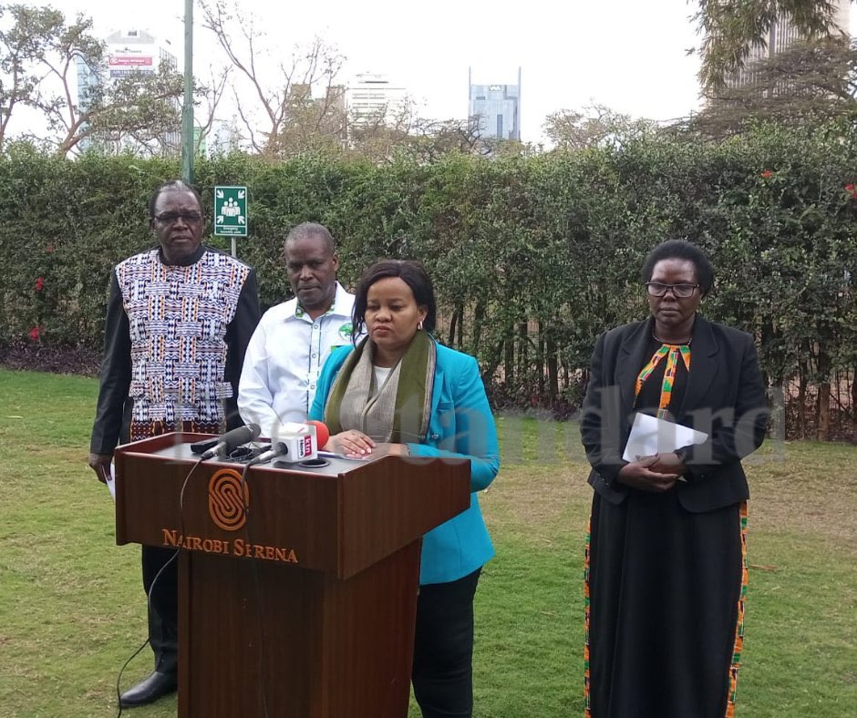 Who do you think is saying the truth?

Like for Chebukati 

Retweet for Cherera and other 3 commisioners

#Baba Embarrassing Juliana Cherera Matiangi Riggy G kenchic 1 Chebukati Accept Miguna Miguna Accept, Aoko