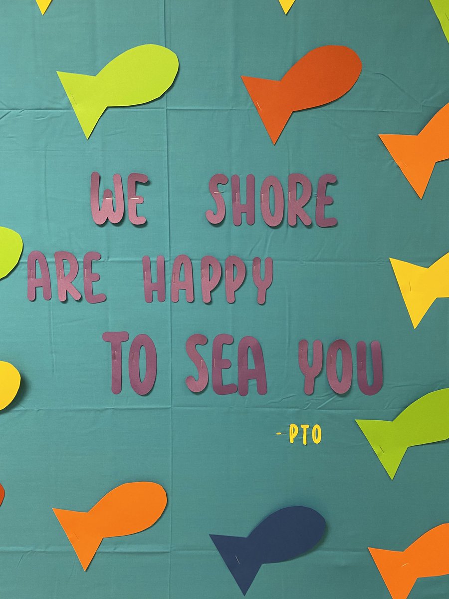 Our Mustang PTO is amazing! They are already filling our buckets. Staff breakfast this morning for the WIN! ⁦<a href="/MoundMustangs/">Academy of Leadership & Technology @ Mound Elem.</a>⁩