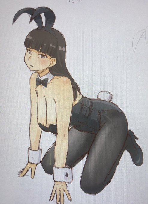 スーツの胸のとこどうなってんのか。 