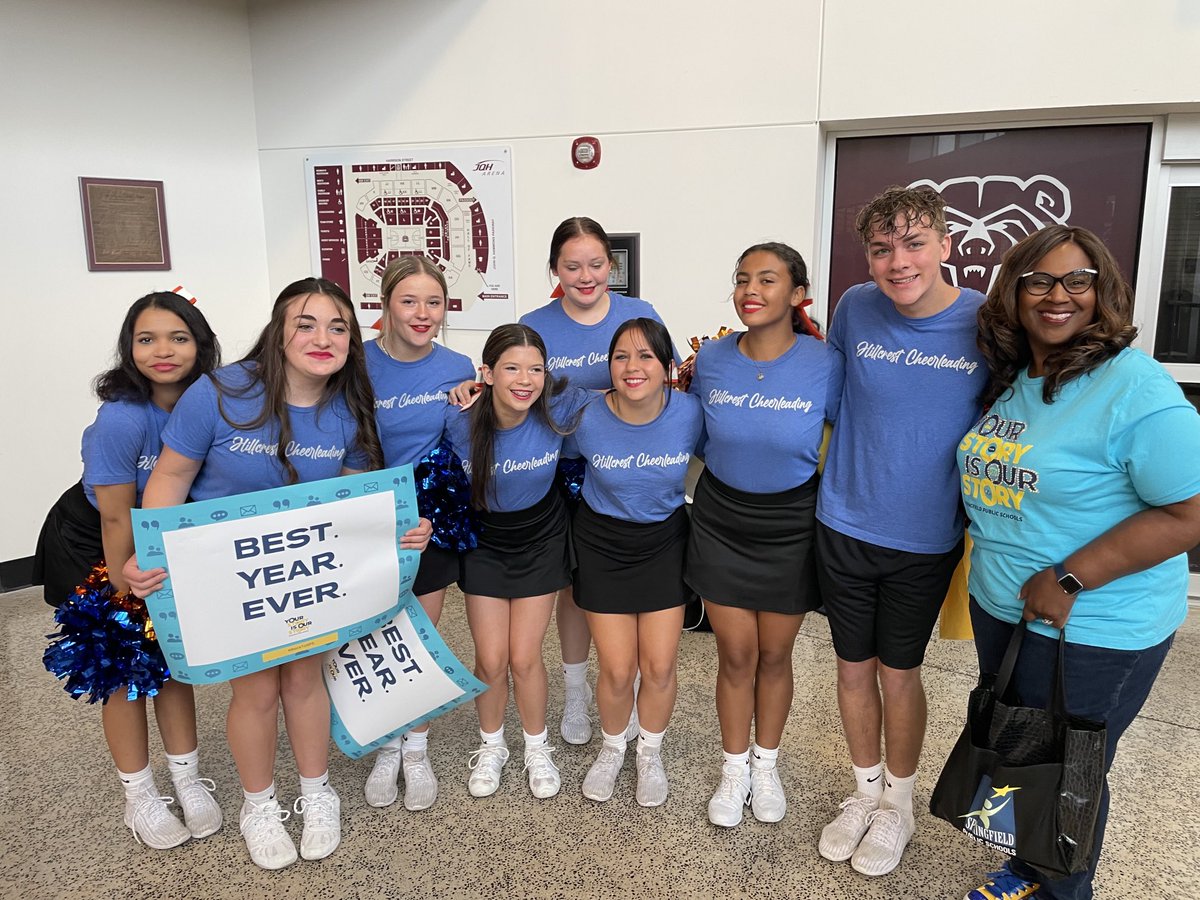 DrGrenitaLathan's tweet photo. Getting ready for the biggest pep rally of the year. #BackToSPS #SPSstory #Championshipyear ⁦@officialSPS⁩ https://t.co/WruaGRagAP