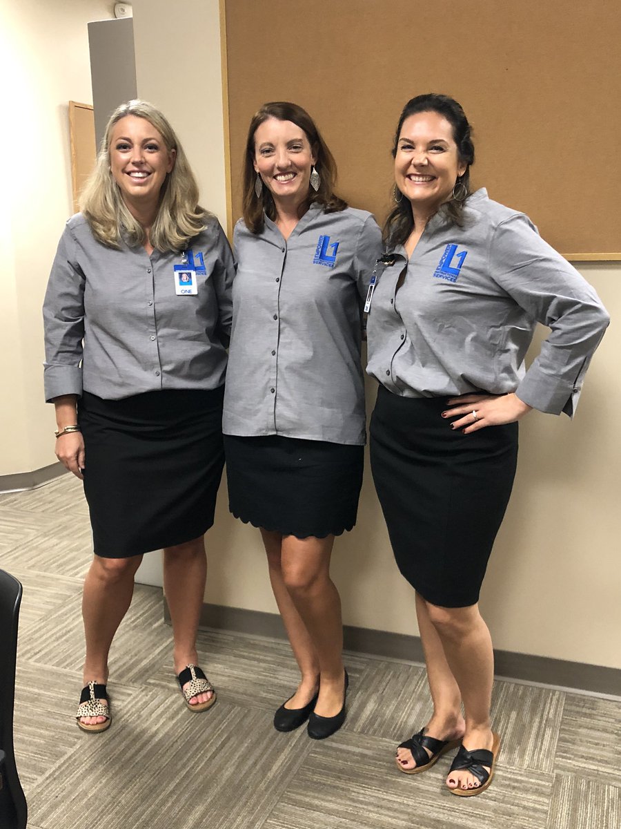 Twinning on the first day of school with these two AMAZING members of the <a href="/LexingtonOne/">Lexington County School District One</a> Teaching and Learning Team!! @candacelett621 <a href="/eliz803/">EliZ¥</a>