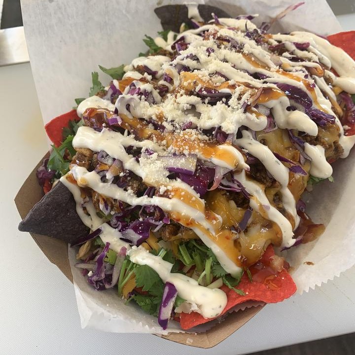MidTownCleInc's tweet photo. Feeed Myyy Bellyyy Food Truck loves to serve their customers with a Yummy in their Tummy good time! Come check them out at The CHOMP today! American Style Comfort Food with a twist of Caribbean inspiration.
#midtown #cleveland #midtowncleveland #foodtrucks #food #yummy #cle https://t.co/a11tUOeD74