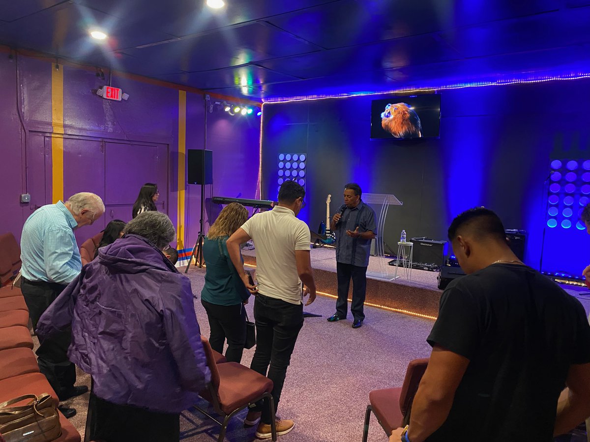 RNCSouthOmahaNE's tweet photo. It was a pleasure meeting these pastors last night from AMEN Ministries w/ my colleague @matthewzacher .
Excited for this partnership.
Fue un placer conocer los pastores del Alianza AMEN con mi compañero de trabajo, Matt.
Excitada por esta alianza.
#LeadRight #GodinEverything https://t.co/6waPjtVFQP