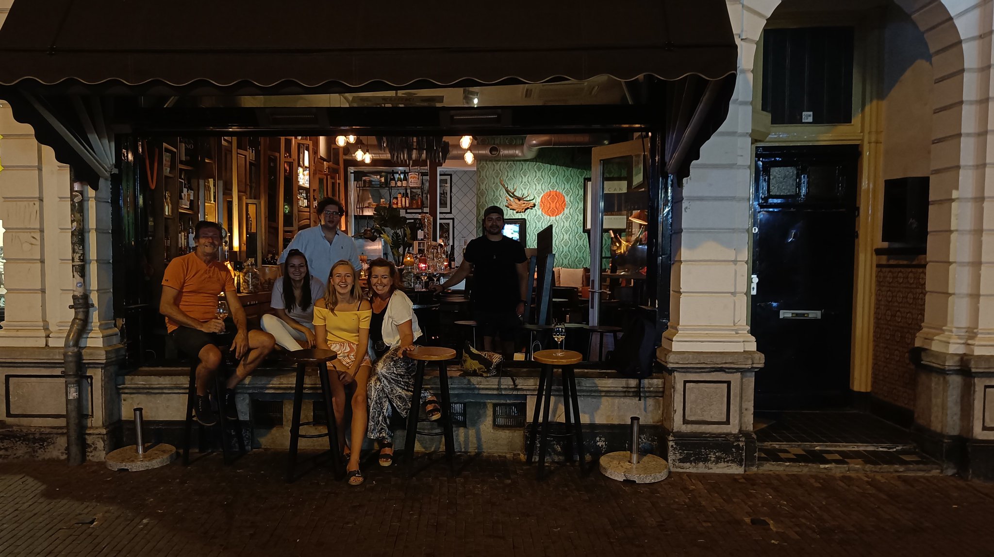 Rob Nout 🍷 🇧🇬 🍇 on Twitter "Visited a new wine bar with family in 